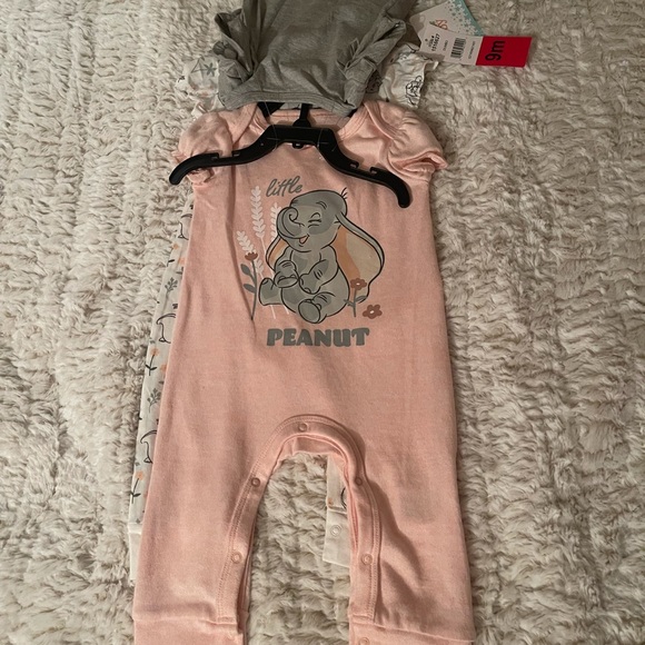 Disney Dumbo 3 pack onesies Gray, pink, and white with Dumbo prints in all 3 - Picture 2 of 5